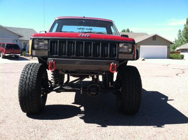 Stubby Front Recovery Bumper | Jeep Cherokee XJ & Comanche MJ (1984-2001)